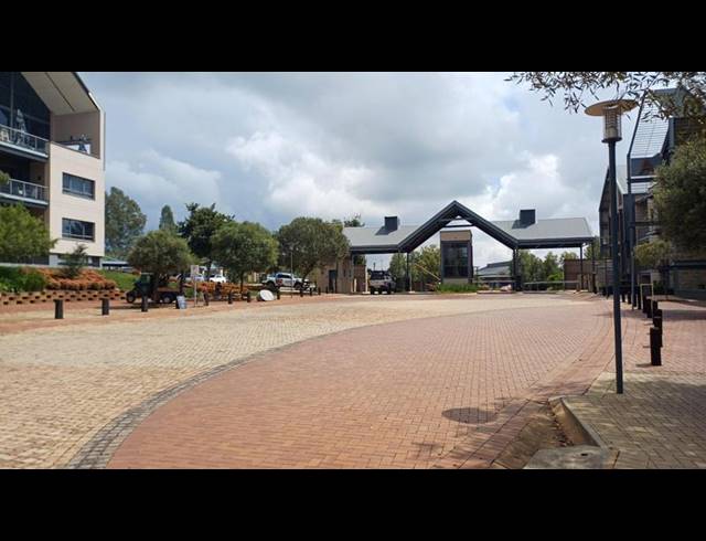 BUSINESS PROPERTY TO RENT IN IRENE